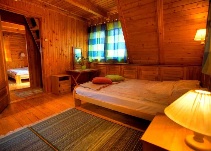 Dom Z Bali Pawel Nad Jeziorem Tajty *