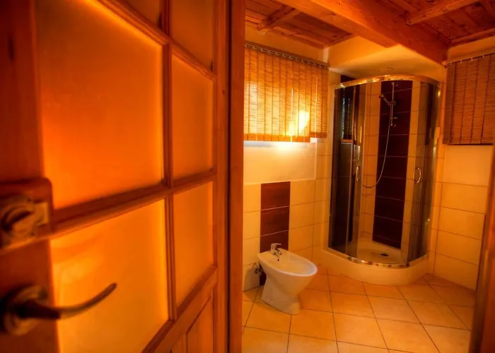 Dom Z Bali Pawel Nad Jeziorem Tajty Gizycko